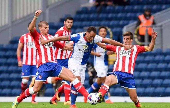 的十字路口 的十字路口