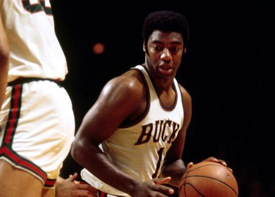 建立了一套 建立了一套