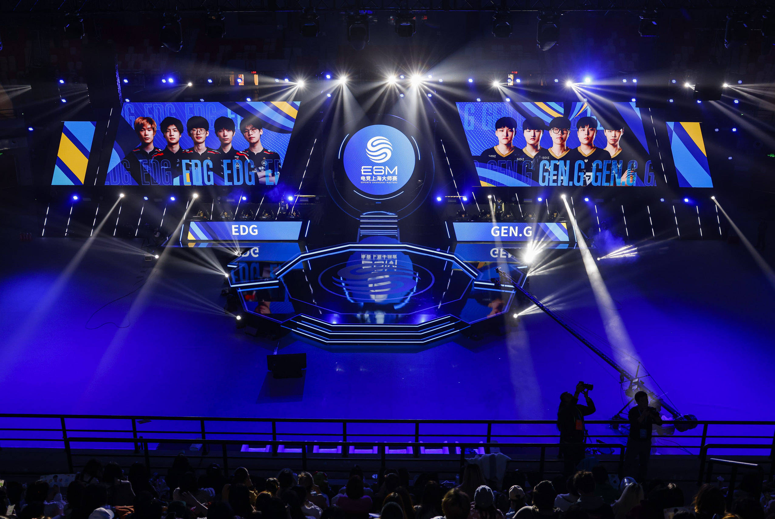 奖杯也将成 奖杯也将成