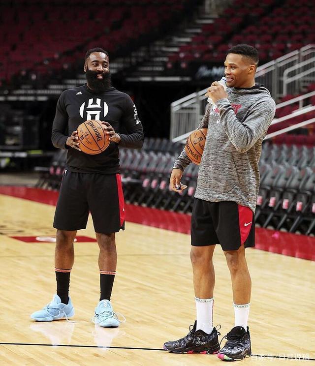 只得到一记 只得到一记